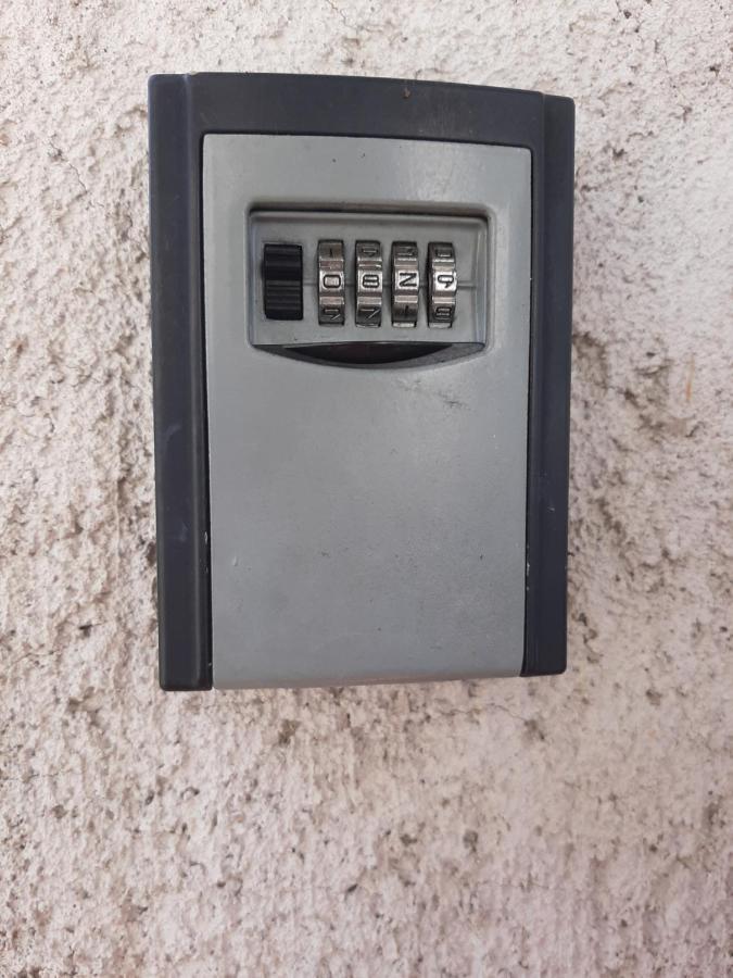 Les Deux Anes Panzió Veuves Kültér fotó